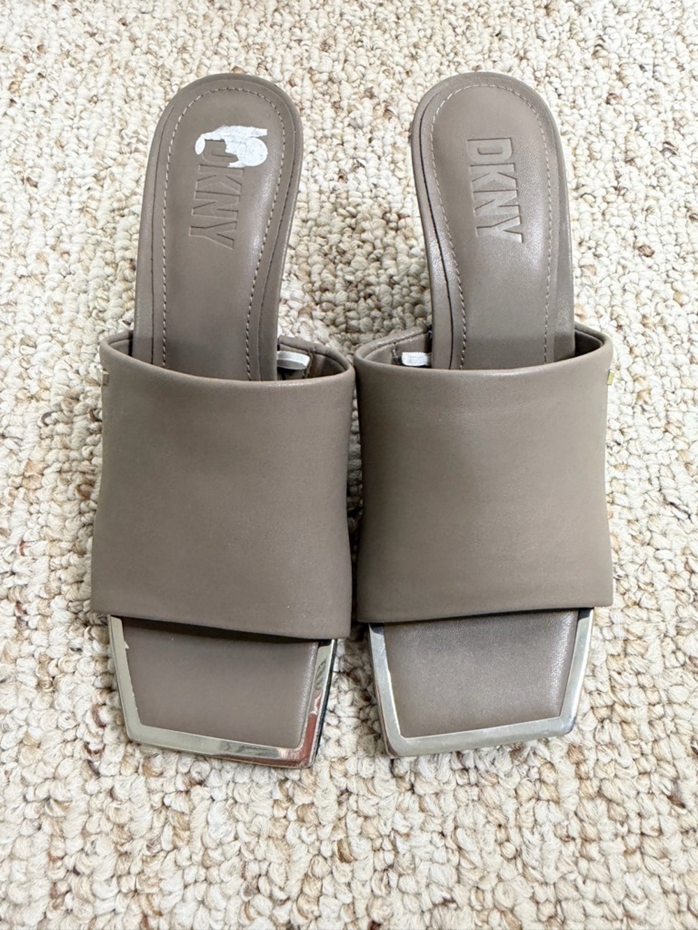 DKNY Taupe Slide Sandals with Silver Accent size 6.5 new without tag